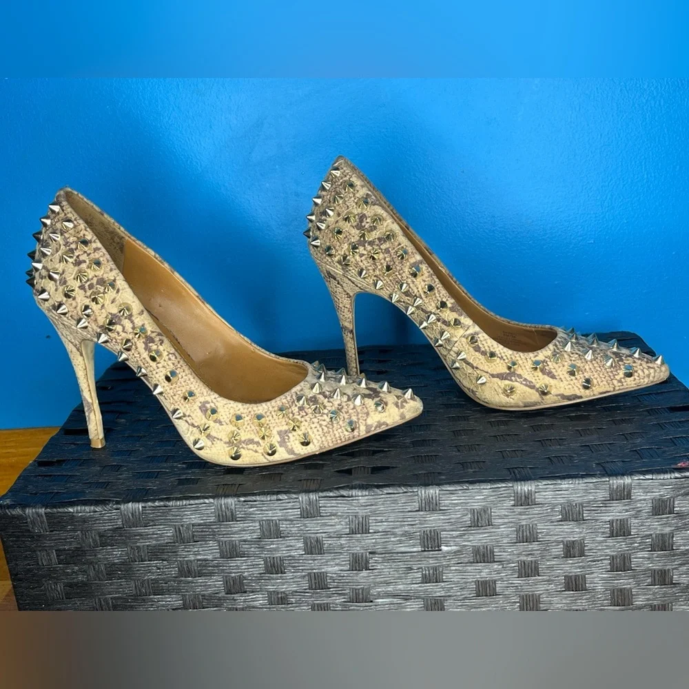 BCBGeneration snake print spiked stilettos size 6M